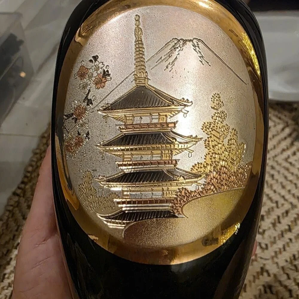 Art of Chokin 24K Gold Edged‎ Japanese Black Vase Pagoda Mount Fuji C1